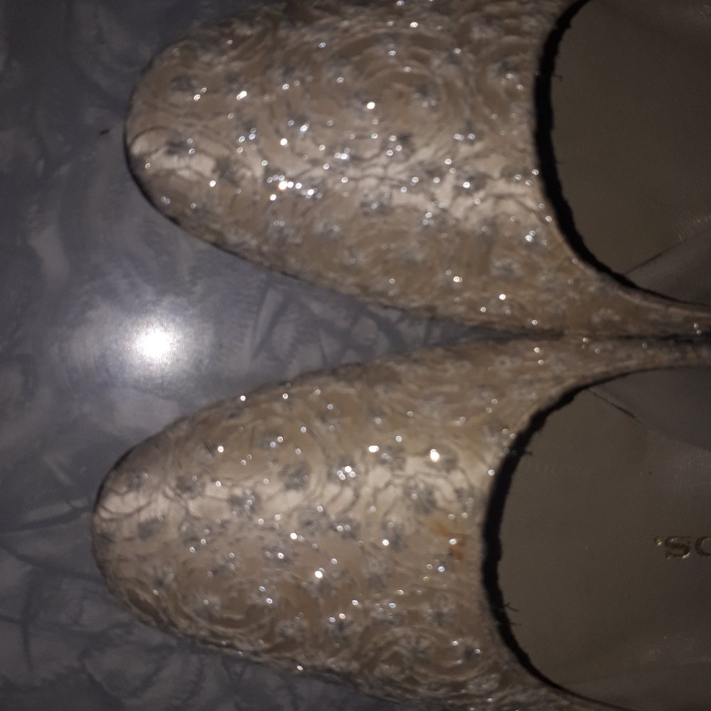 Vintage Wedding Shoes with kitten heal - Picture 5 of 10